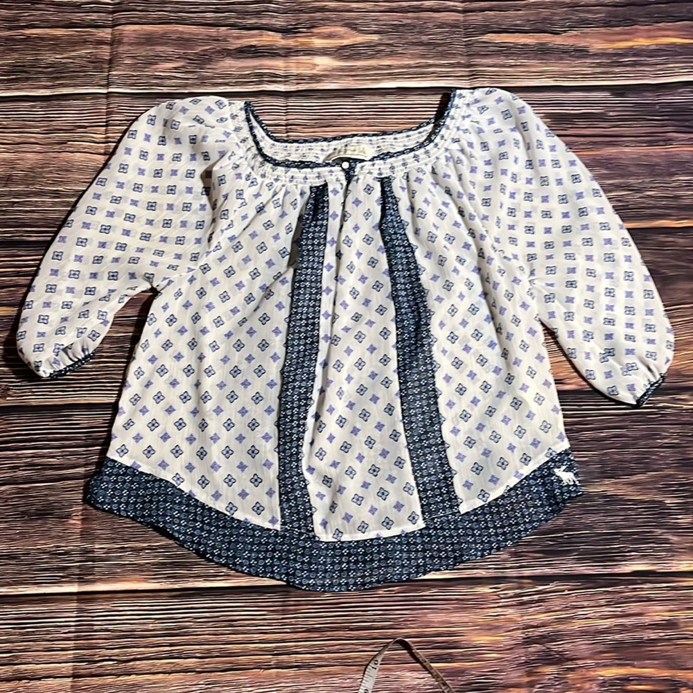 Abercrombie & Fitch Top